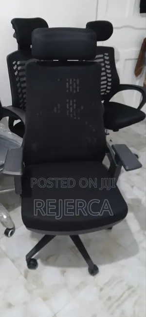 Adjustable Office Swivel Chair