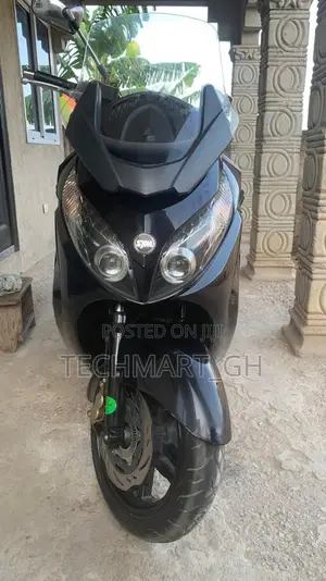 SYM Maxsym 2020 Black