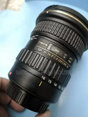 Tokina 11-16mm F2.8 Ef