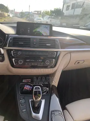 BMW 330i 2017 Black