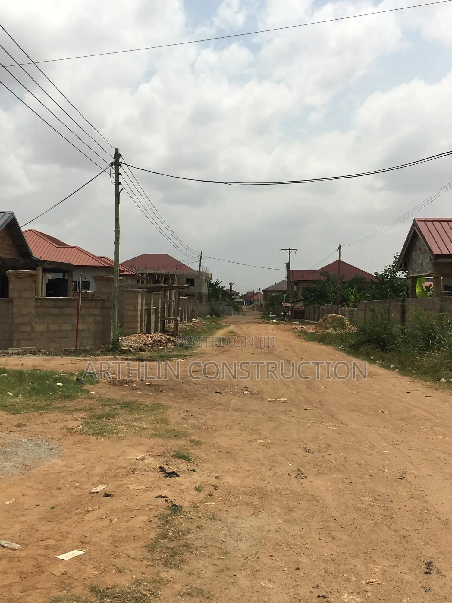 14bdrm Villa in New Legon for sale