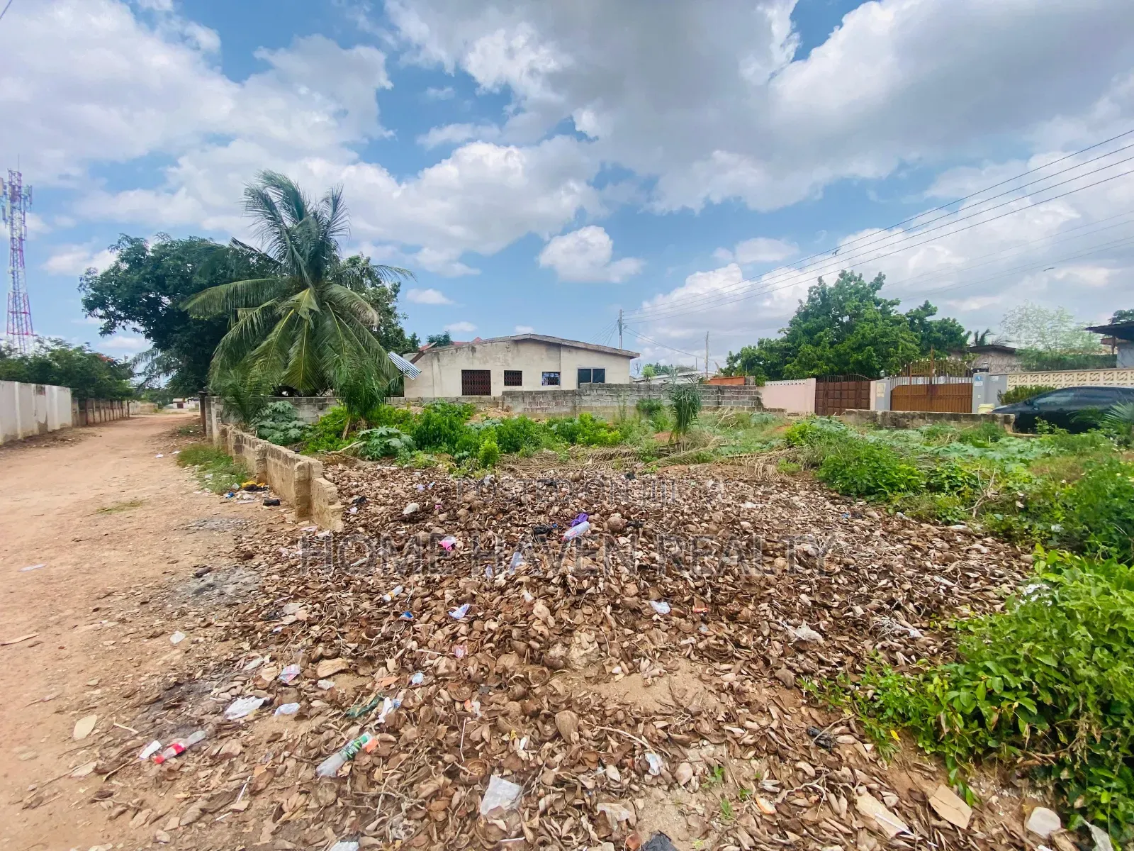 60/80 Land for Sale at Ashongman Estate