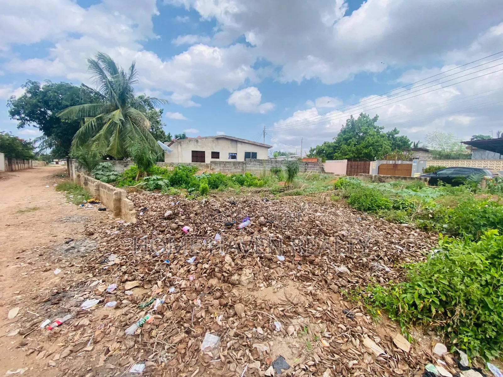 60/80 Land for Sale at Ashongman Estate