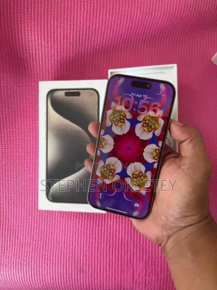 Apple iPhone 15 Pro Max 256 GB Silver