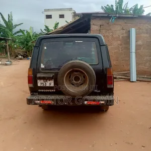 Land Rover Discovery 1990 Black