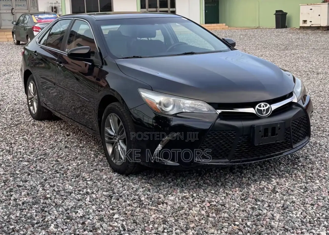 Toyota Camry 2017 Black