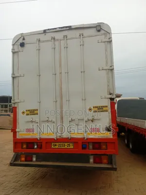 Daewoo Container Truck – 2015 White for Sale