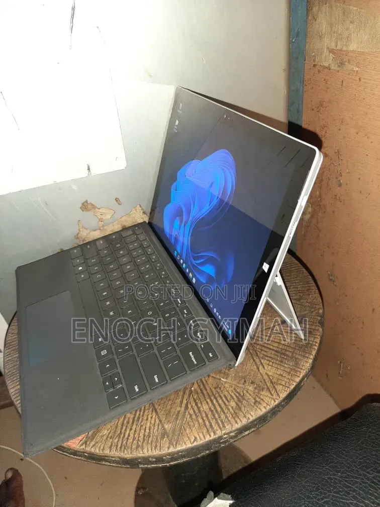 Microsoft Surface Pro 256 GB Black