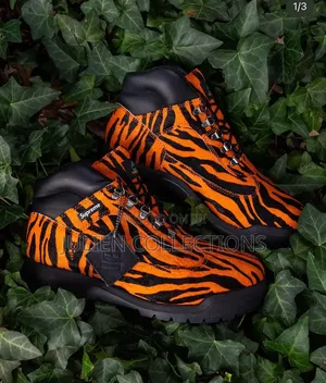 Timberland Field Boots Black White N Orange