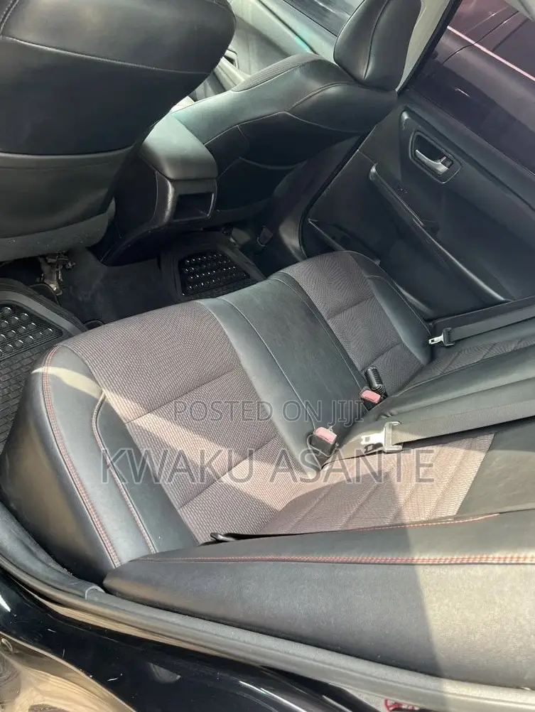 Toyota Camry 2017 Black