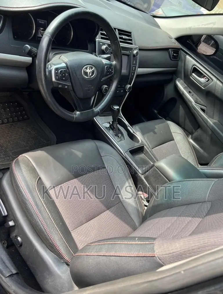 Toyota Camry 2017 Black