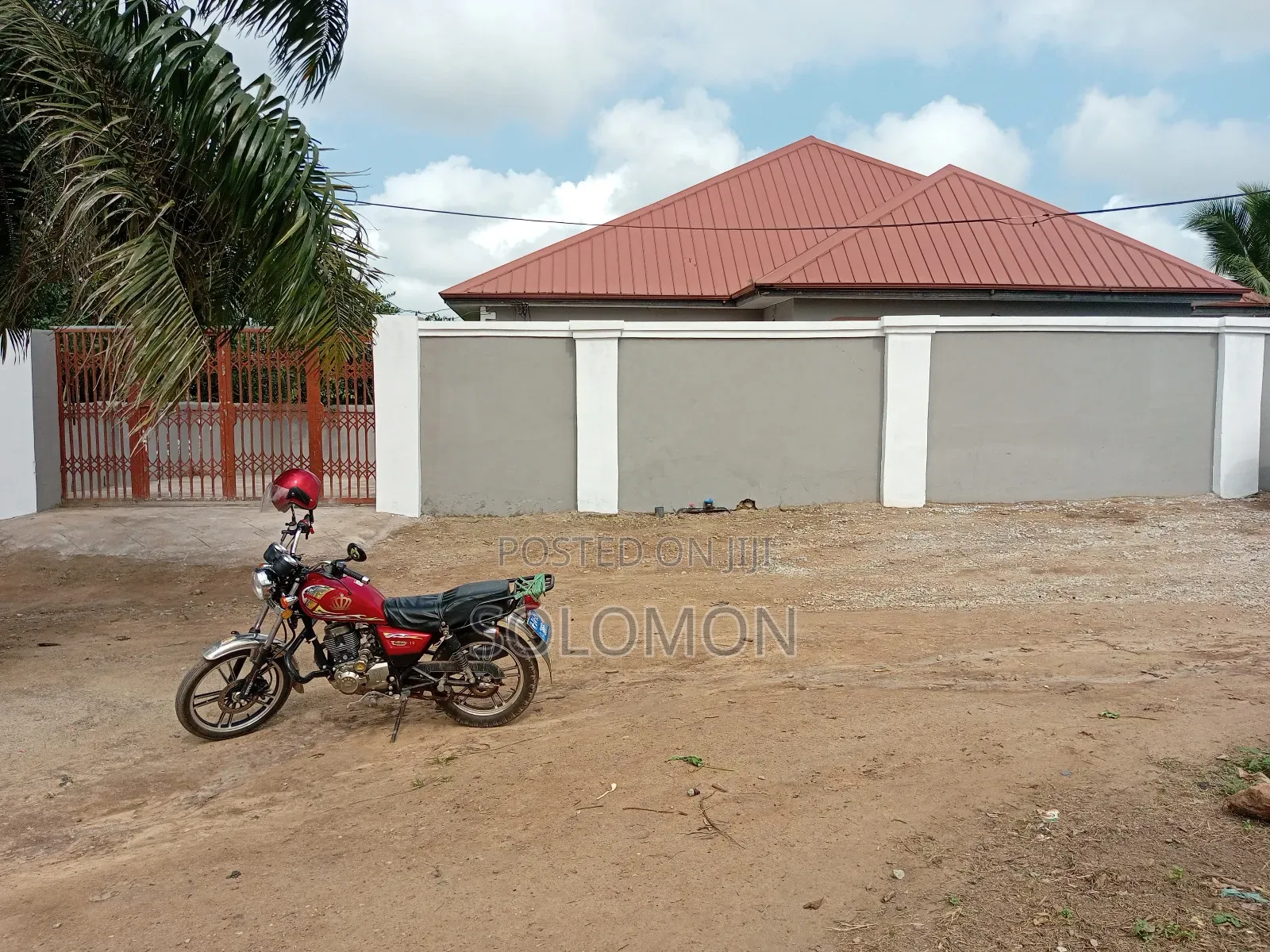 4bdrm House in New Site, Abura/Asebu/Kwamankese for sale