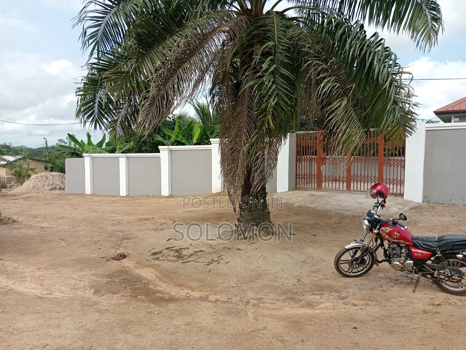 4bdrm House in New Site, Abura/Asebu/Kwamankese for sale