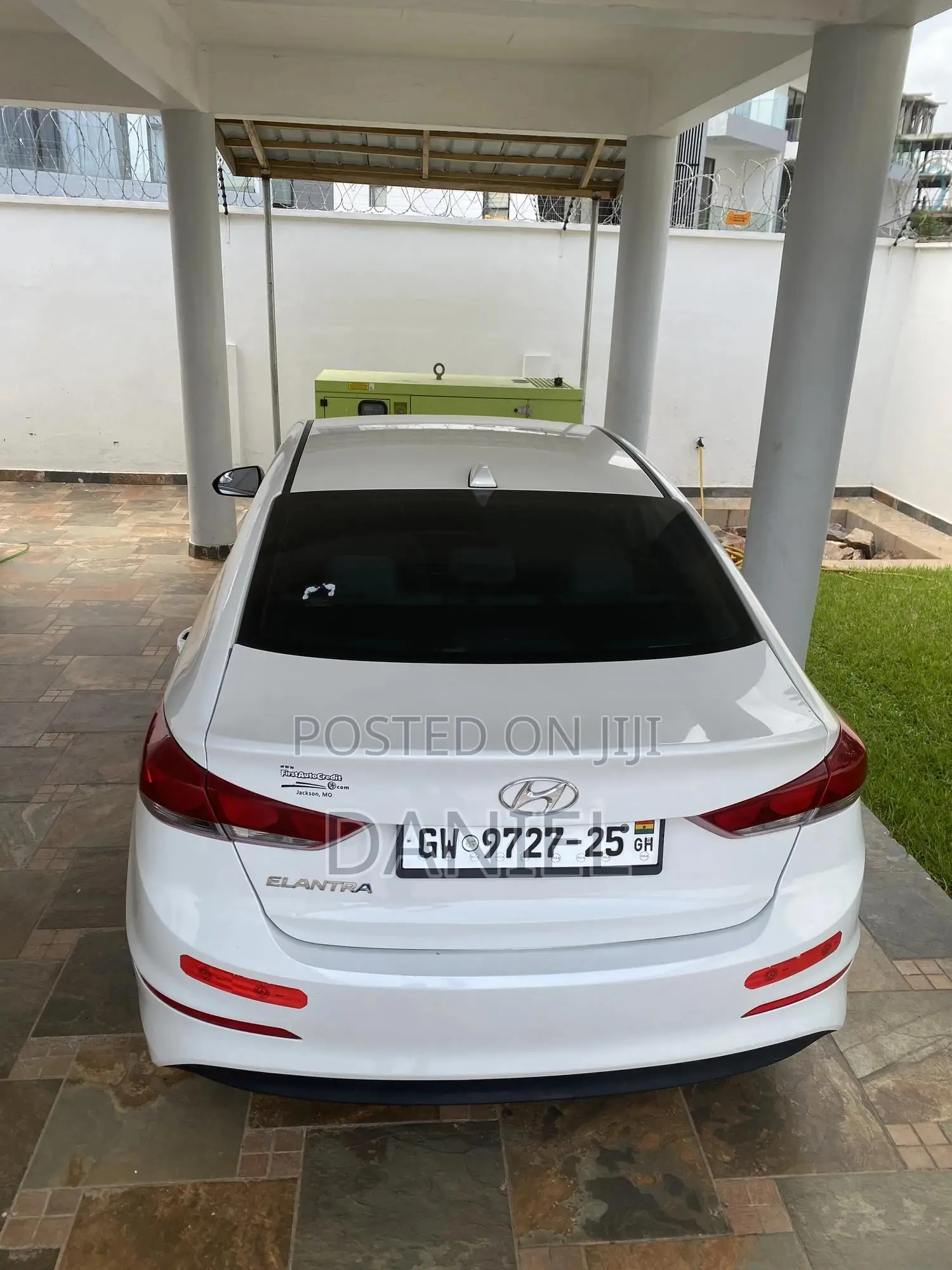 Hyundai Elantra ECO Sedan FWD (1.4L 4cyl 7A) 2017 White