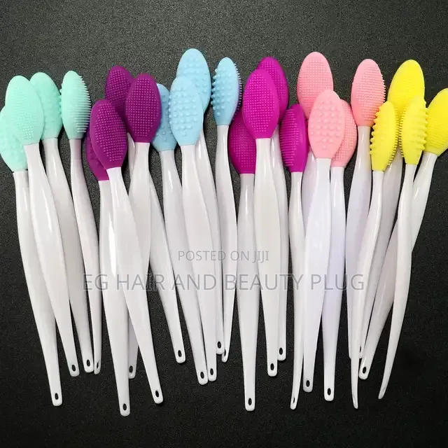 Lip Brushes