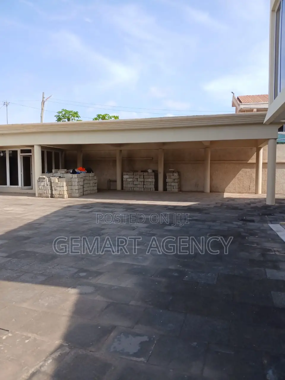 Furnished 5bdrm House in Haatso West Land for sale
