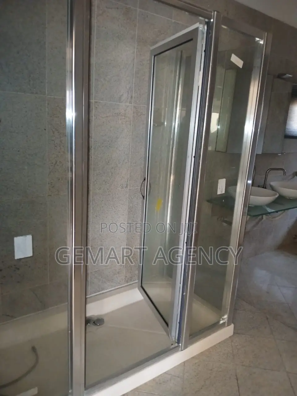 Furnished 5bdrm House in Haatso West Land for sale