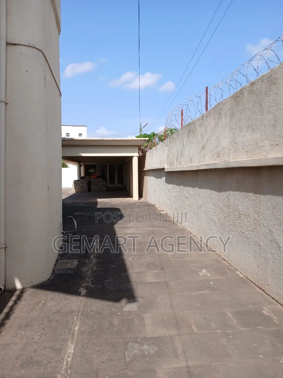 Furnished 5bdrm House in Haatso West Land for sale