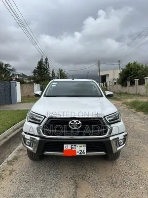 Toyota Hilux Revo Double Cab Deisel 2.4 AWD 2022 White