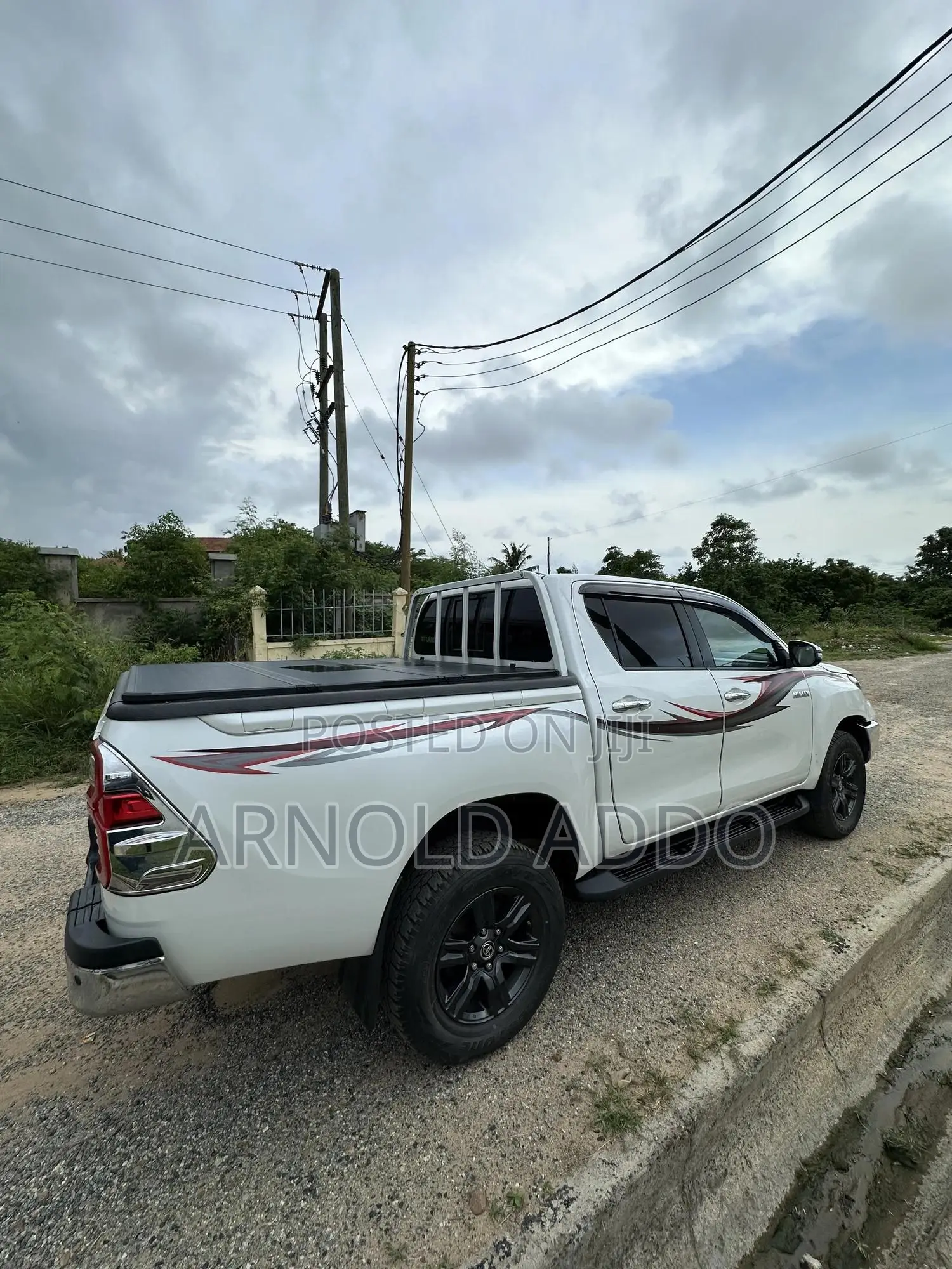 Toyota Hilux Revo Double Cab Deisel 2.4 AWD 2022 White