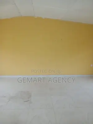 2bdrm House in Taifas Mr. Agyei for rent
