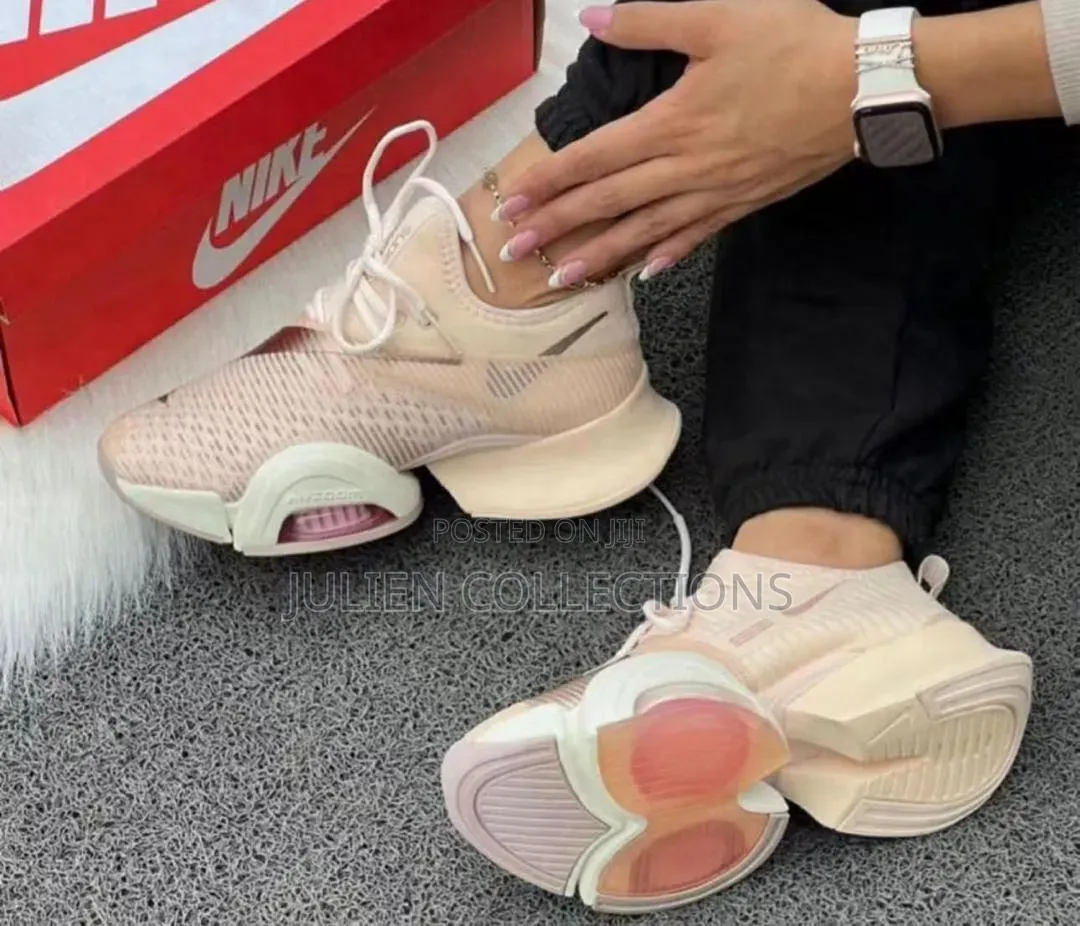 Nike Air Max Trainers Lite Cream