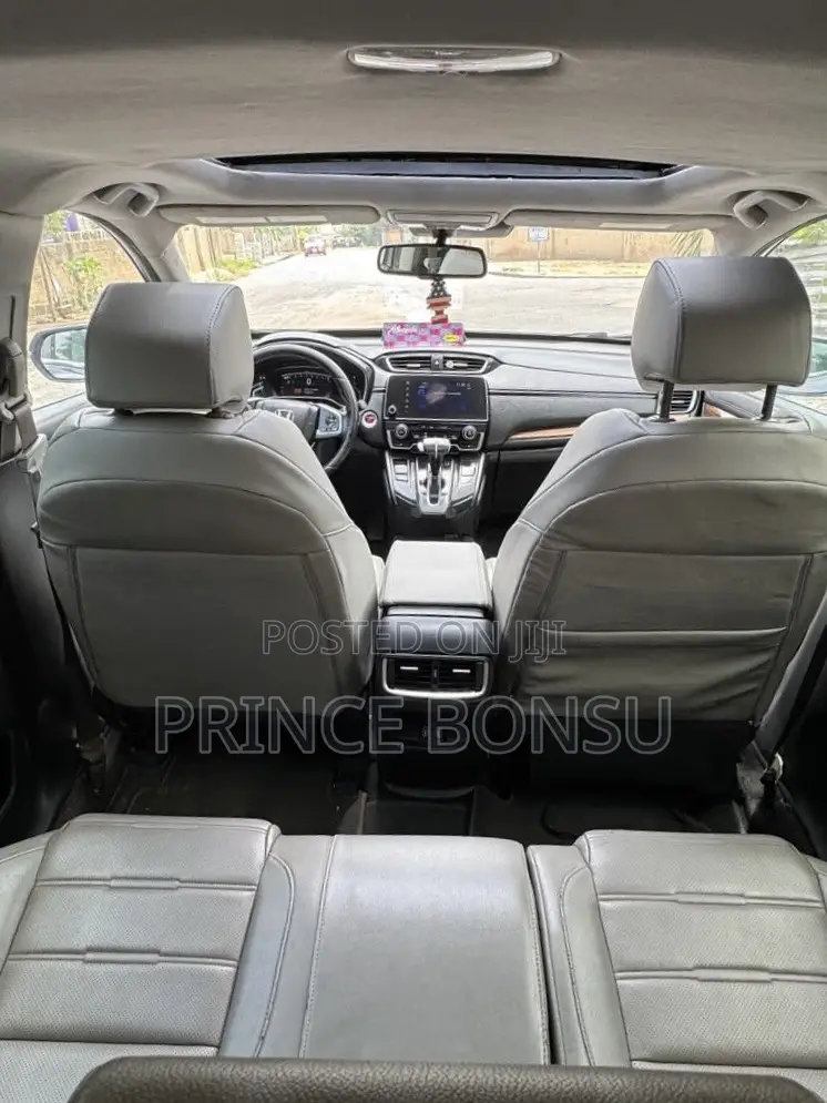 Honda CR-V Touring AWD 2019 Gray