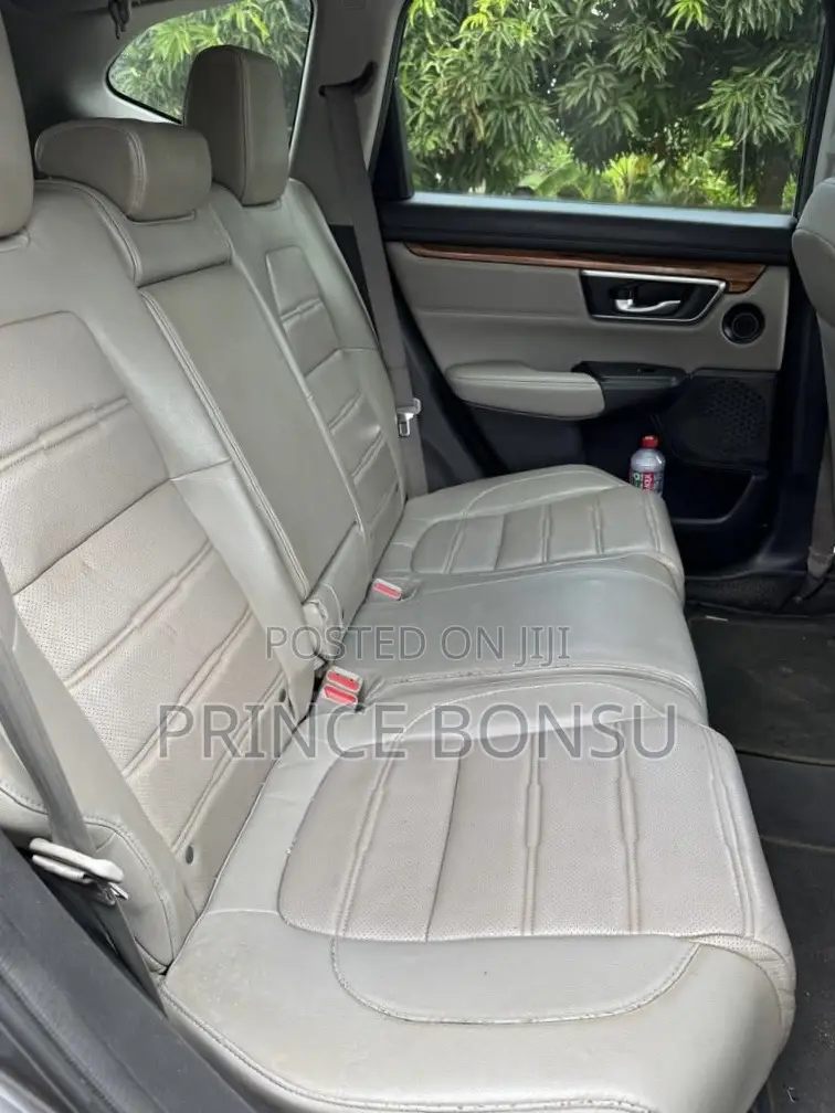 Honda CR-V Touring AWD 2019 Gray
