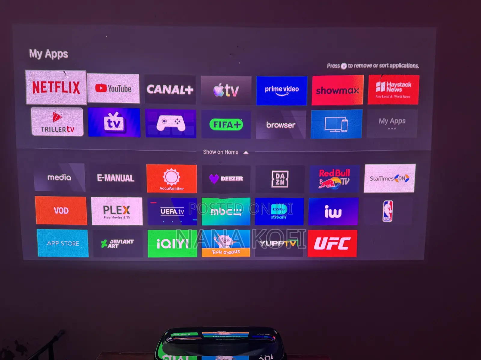 100” Short Throw Projector Tv