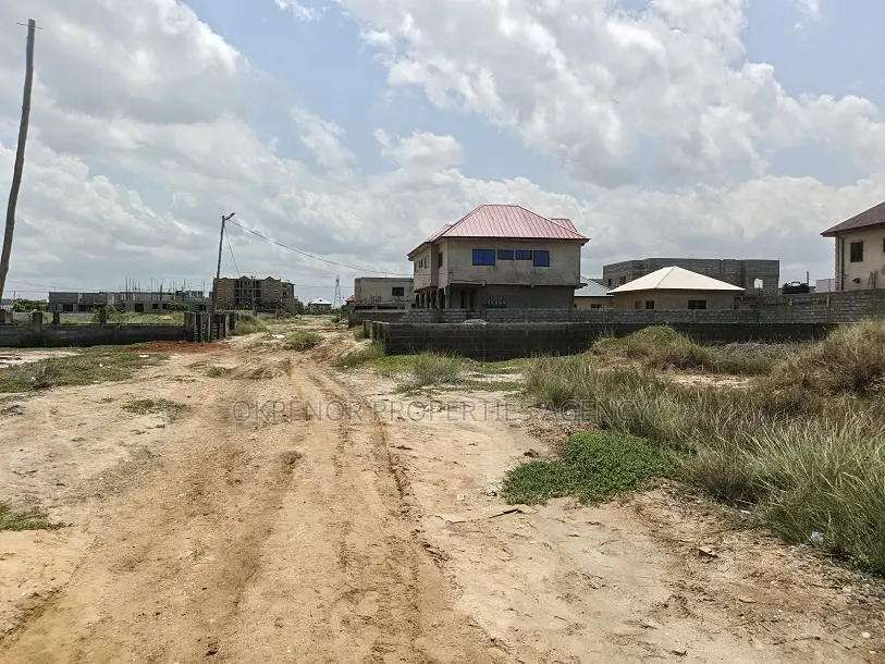 Plot of Land for Sale at Tema Com25