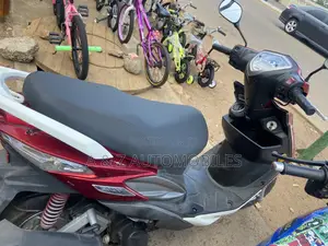 Piaggio Scooter 2023 Red
