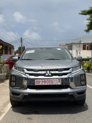 Mitsubishi Outlander Sport SE 2021 Gray