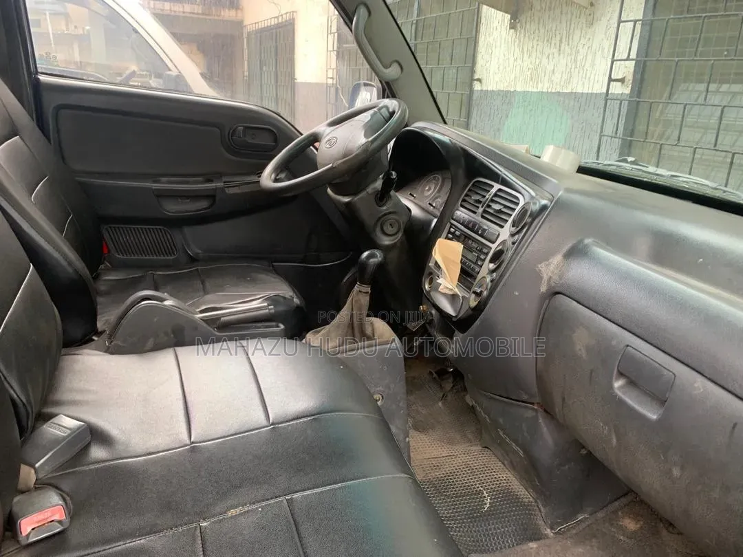 2008 Kia Bongo 3