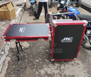Jac Pro Audio 16u Flight Case Mixer Rack With an Attached Table