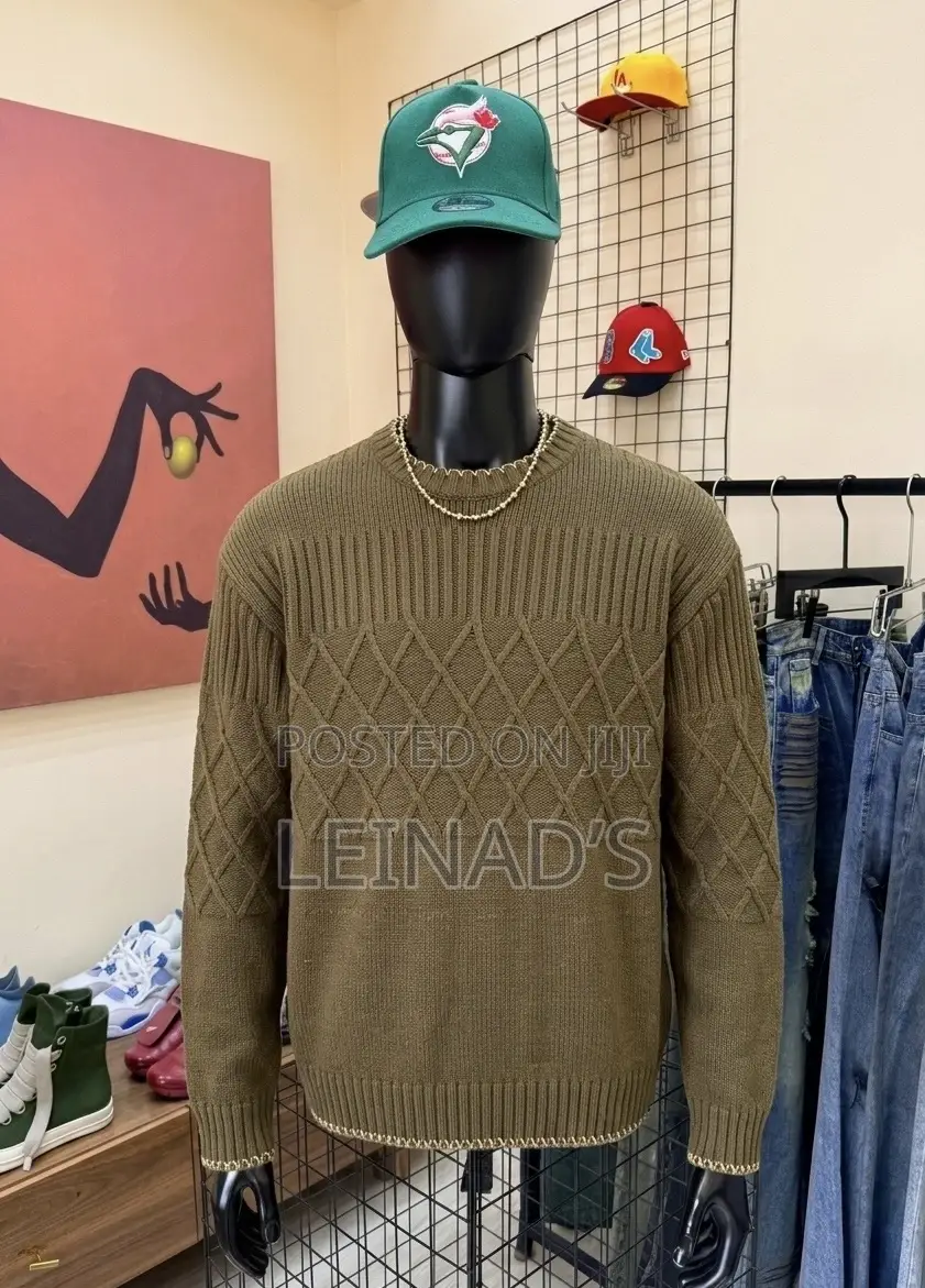 Premium Men’S Diamond Knit Sweater