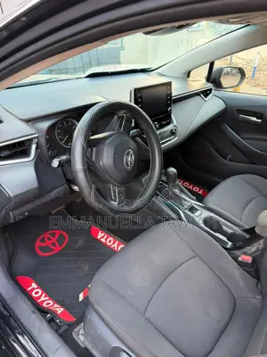 Toyota Corolla LE 2020 Black