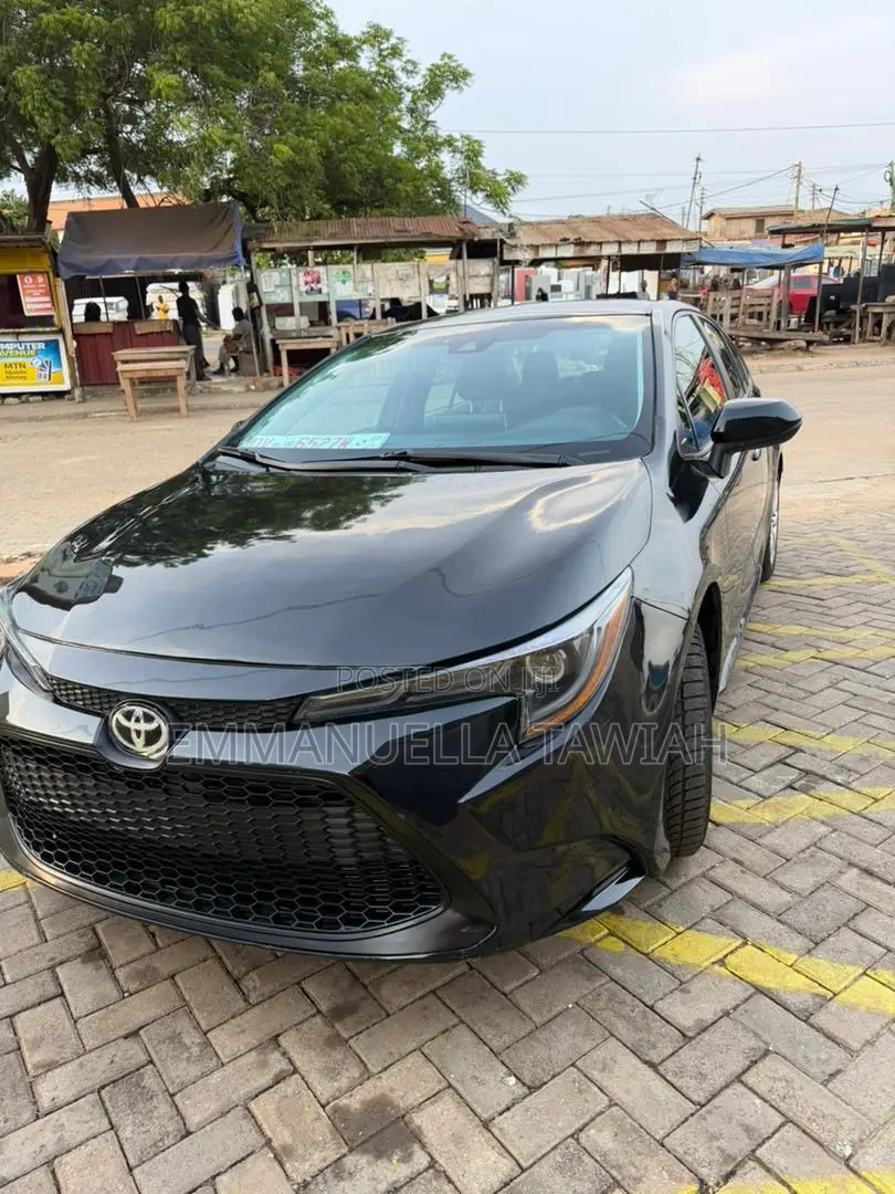 Toyota Corolla LE 2020 Black