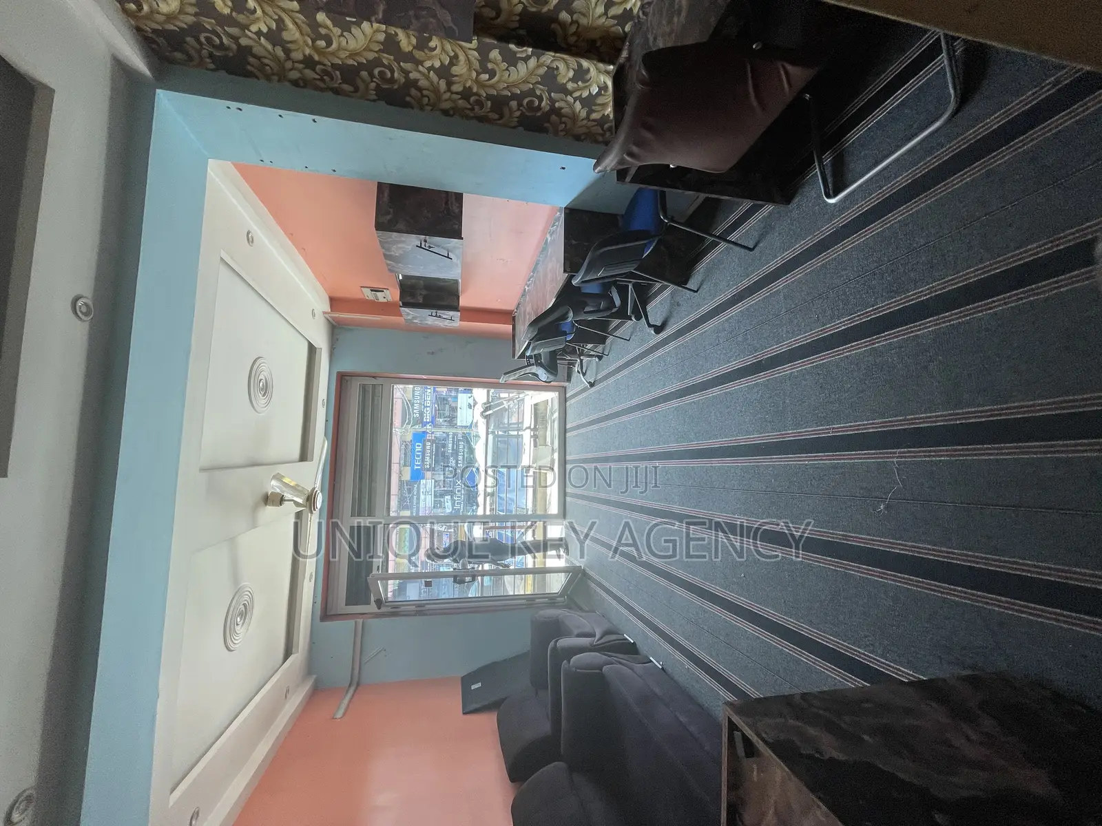 Space Shop To Let In Circle