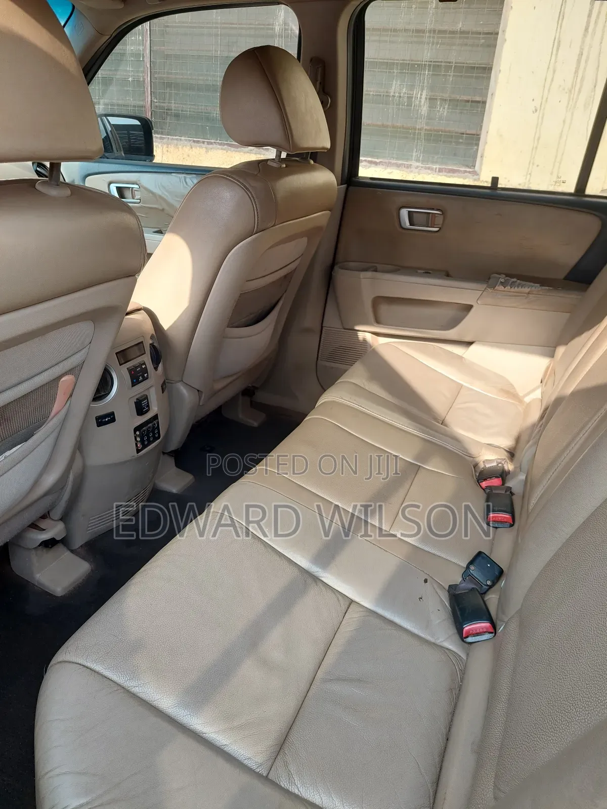 Honda Pilot Touring w/RES/Navi 4WD (3.5L 6cyl 5A) 2010 Black