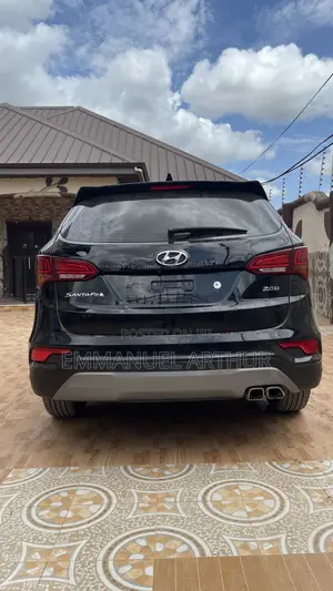 Hyundai Santa Fe Limited Ultimate AWD 2018 Black