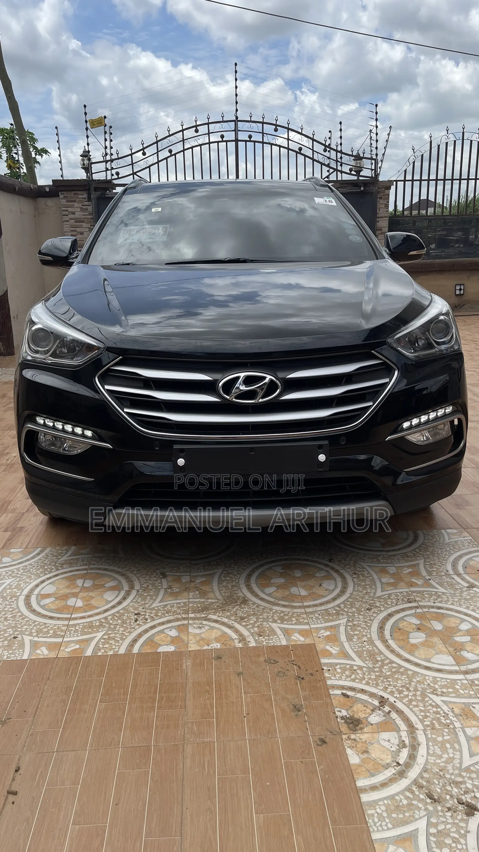 Hyundai Santa Fe Limited Ultimate AWD 2018 Black