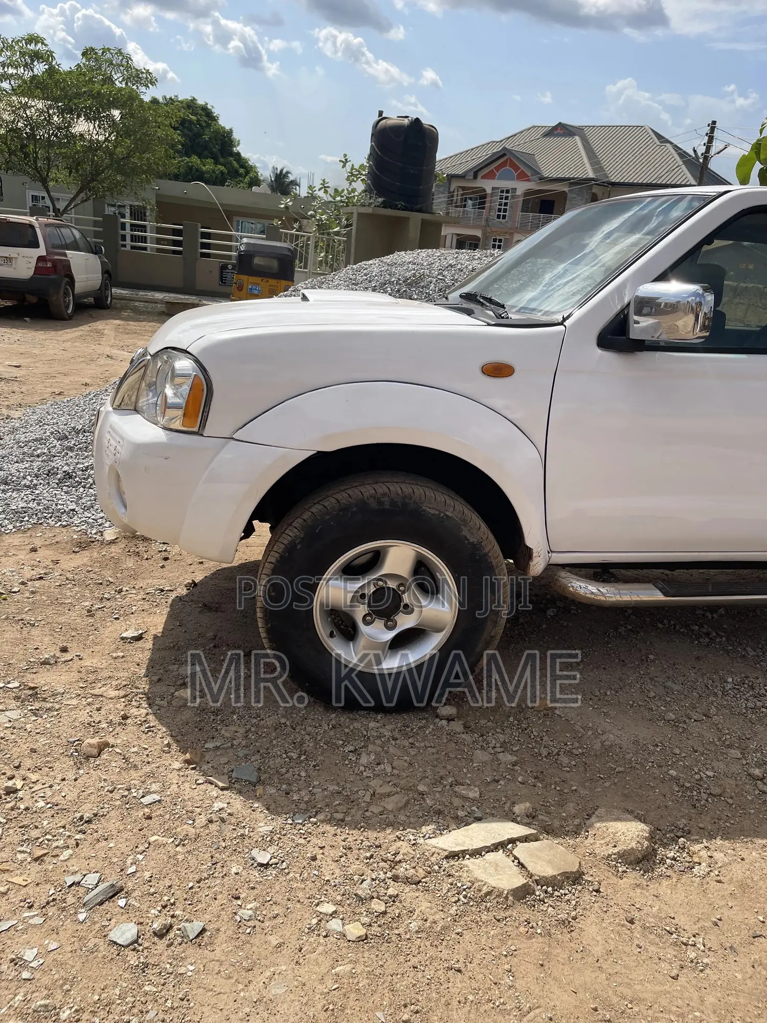 Nissan Hardbody 2014 White