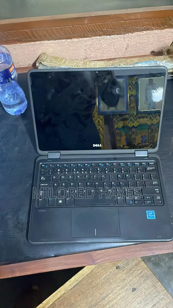 Laptop Dell Latitude 7390 4GB Intel Core i5 SSD 128GB