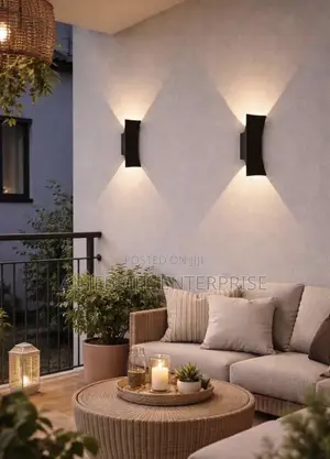 Modern 2 Way Wall Light