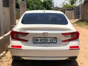 Honda Accord 2018 White