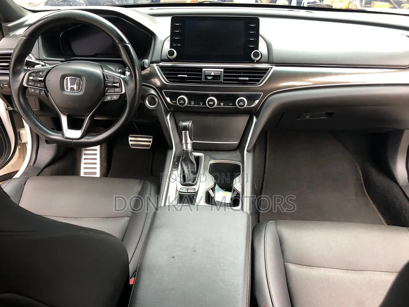 Honda Accord 2018 White