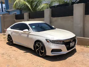 Honda Accord 2018 White