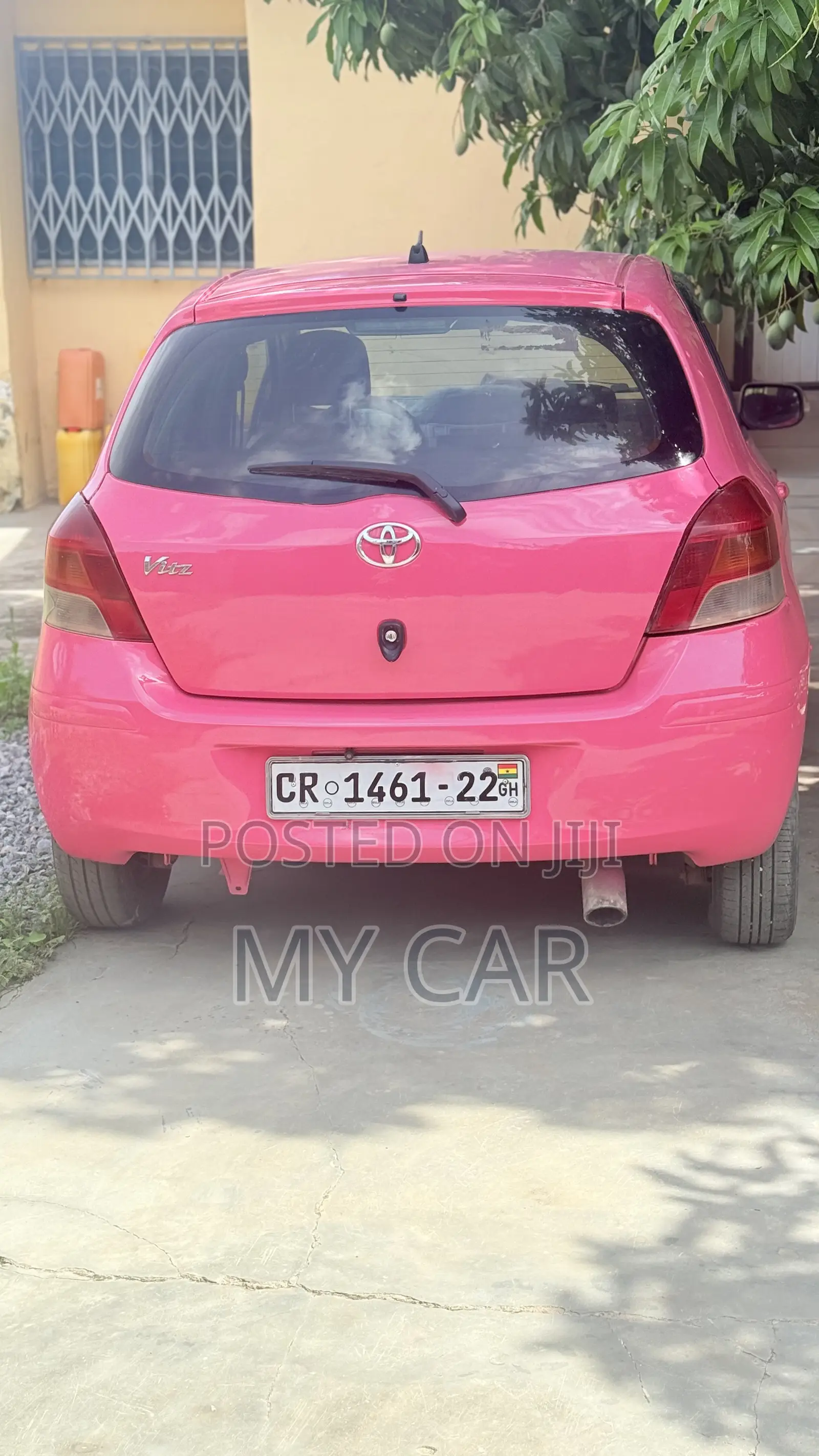 Toyota Vitz 1.5 FWD 5dr 2010 Pink