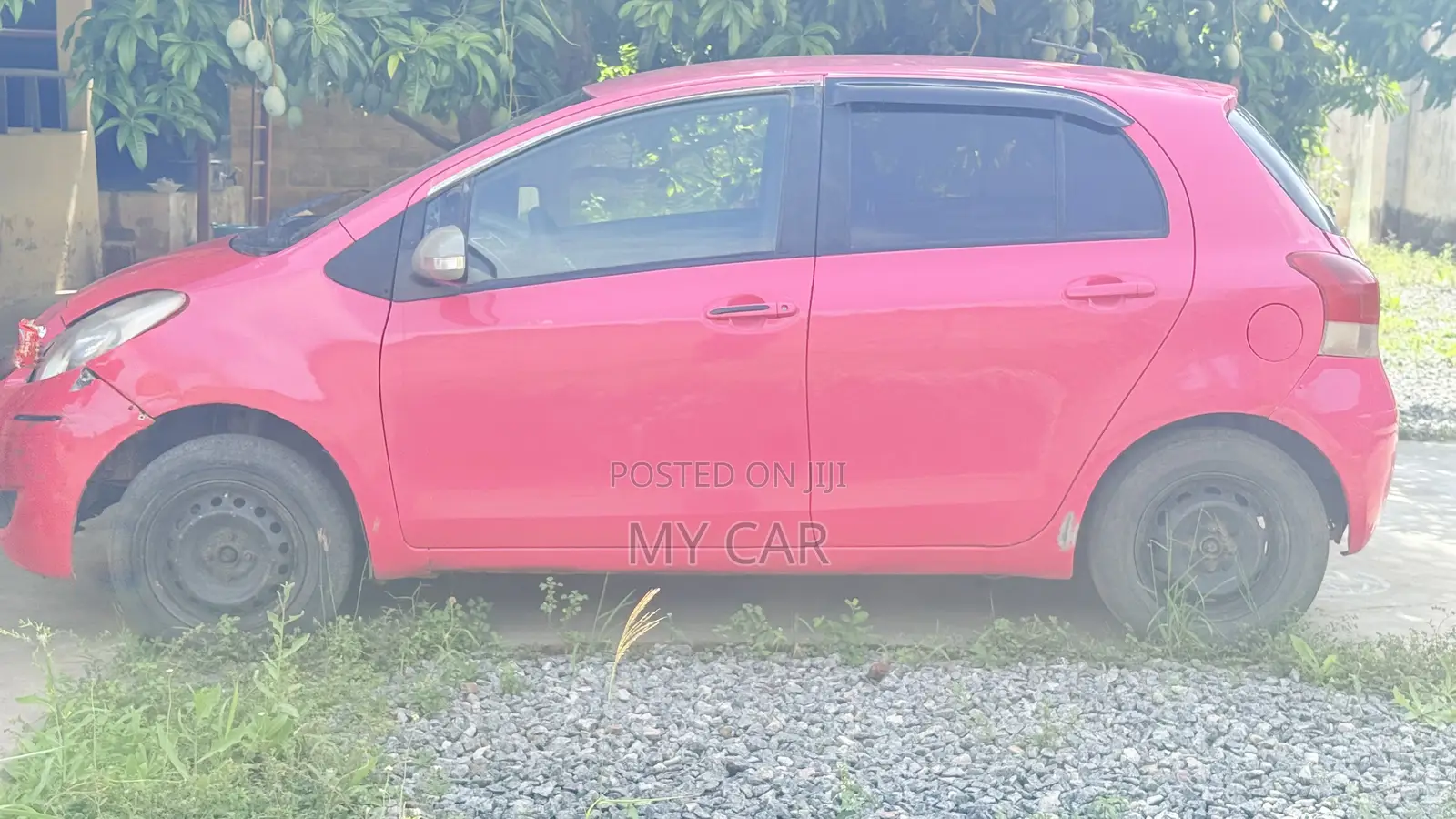 Toyota Vitz 1.5 FWD 5dr 2010 Pink