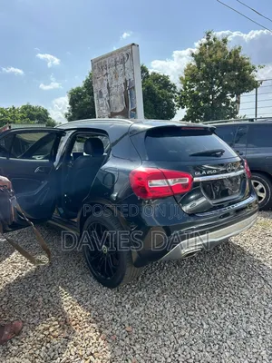 Mercedes-Benz GLA 250 2015 Black